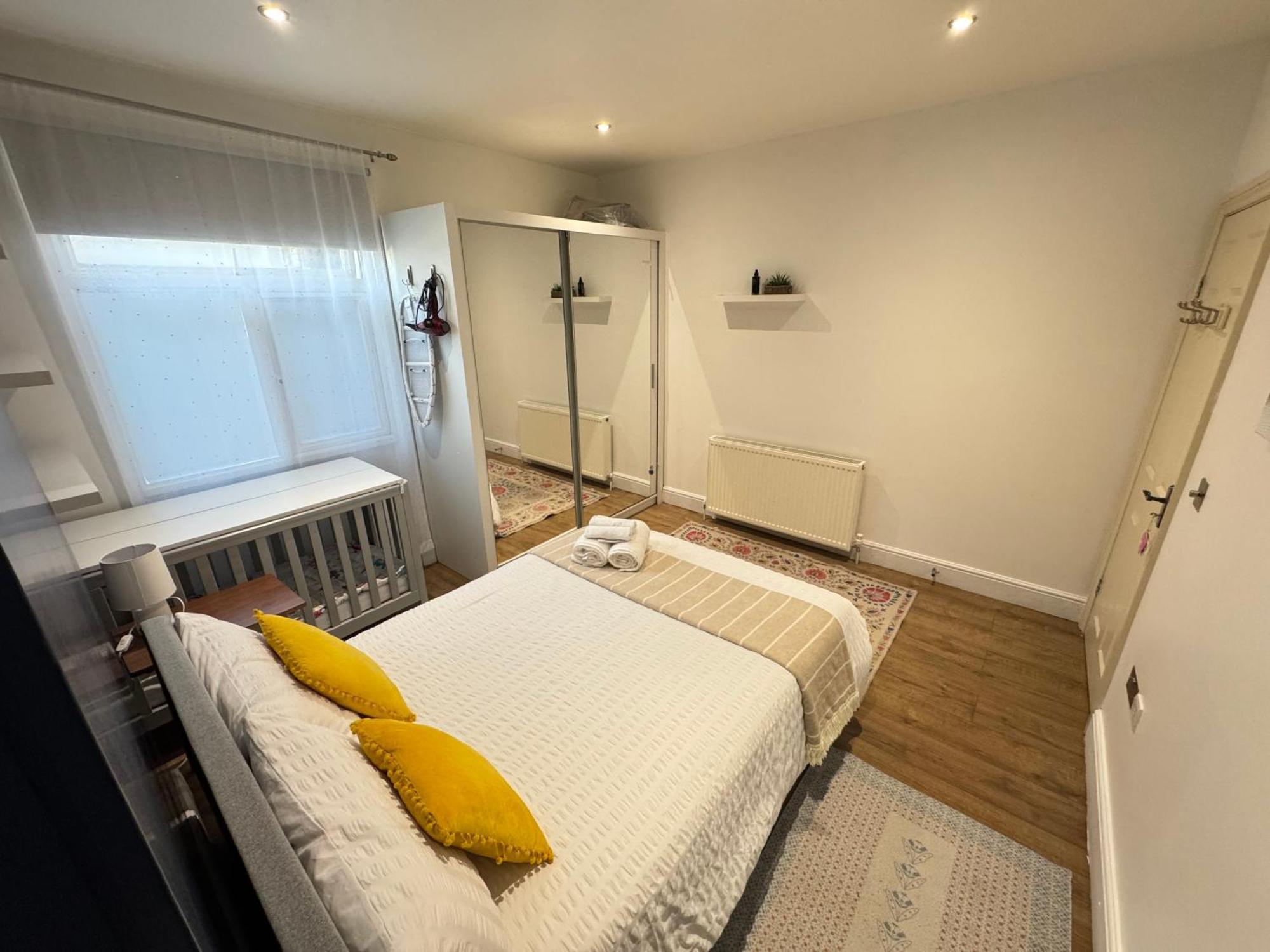 Sunny Daire Londra Dış mekan fotoğraf